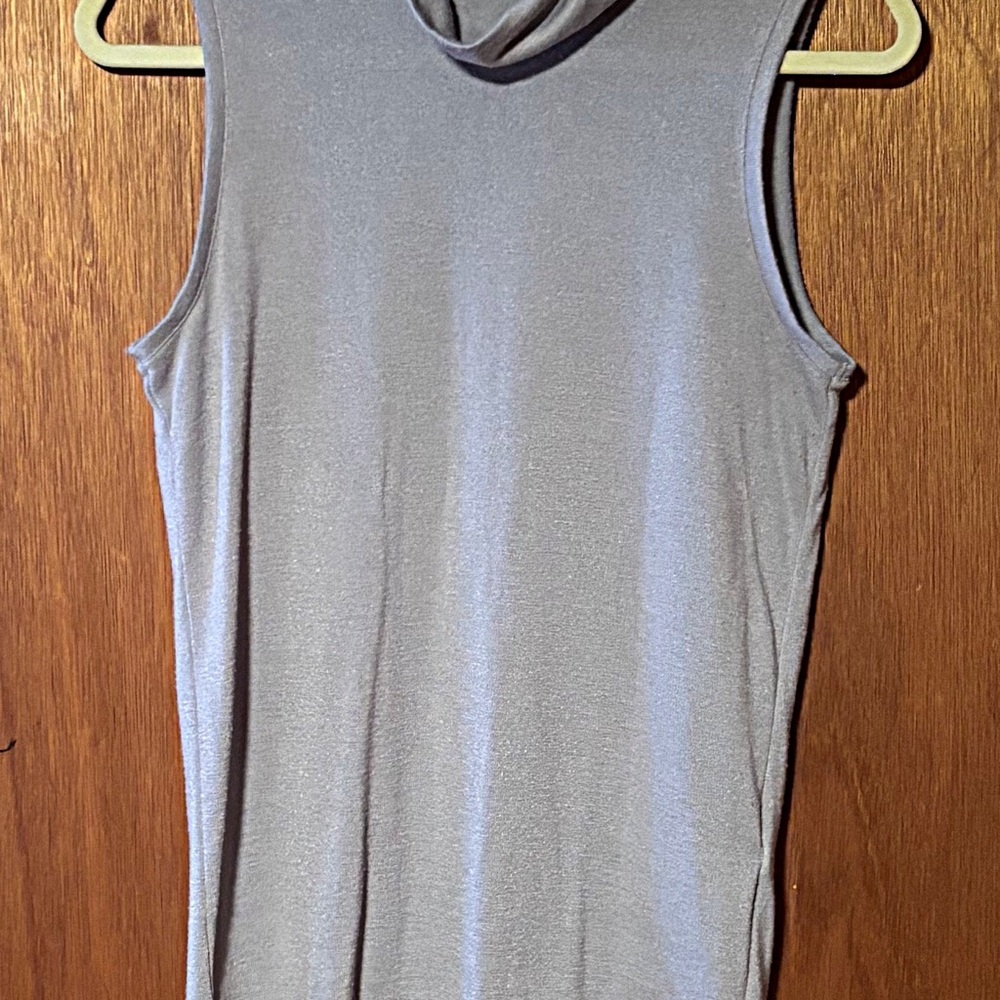 Banana Republic Gray Sleeveless Tank Top